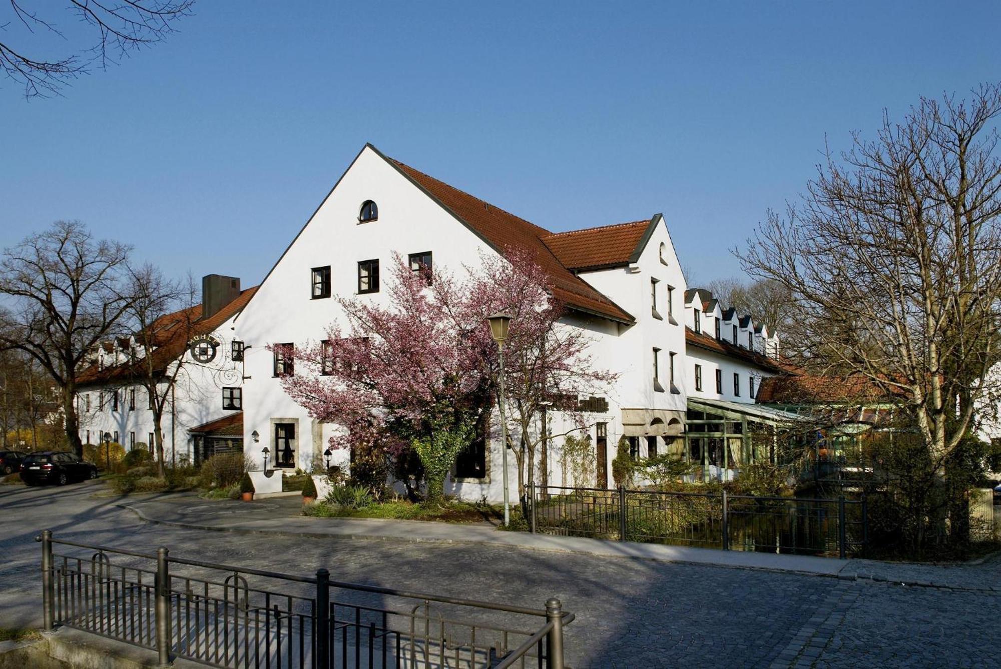 Hotel Zur Muehle Ismaning Exterior foto